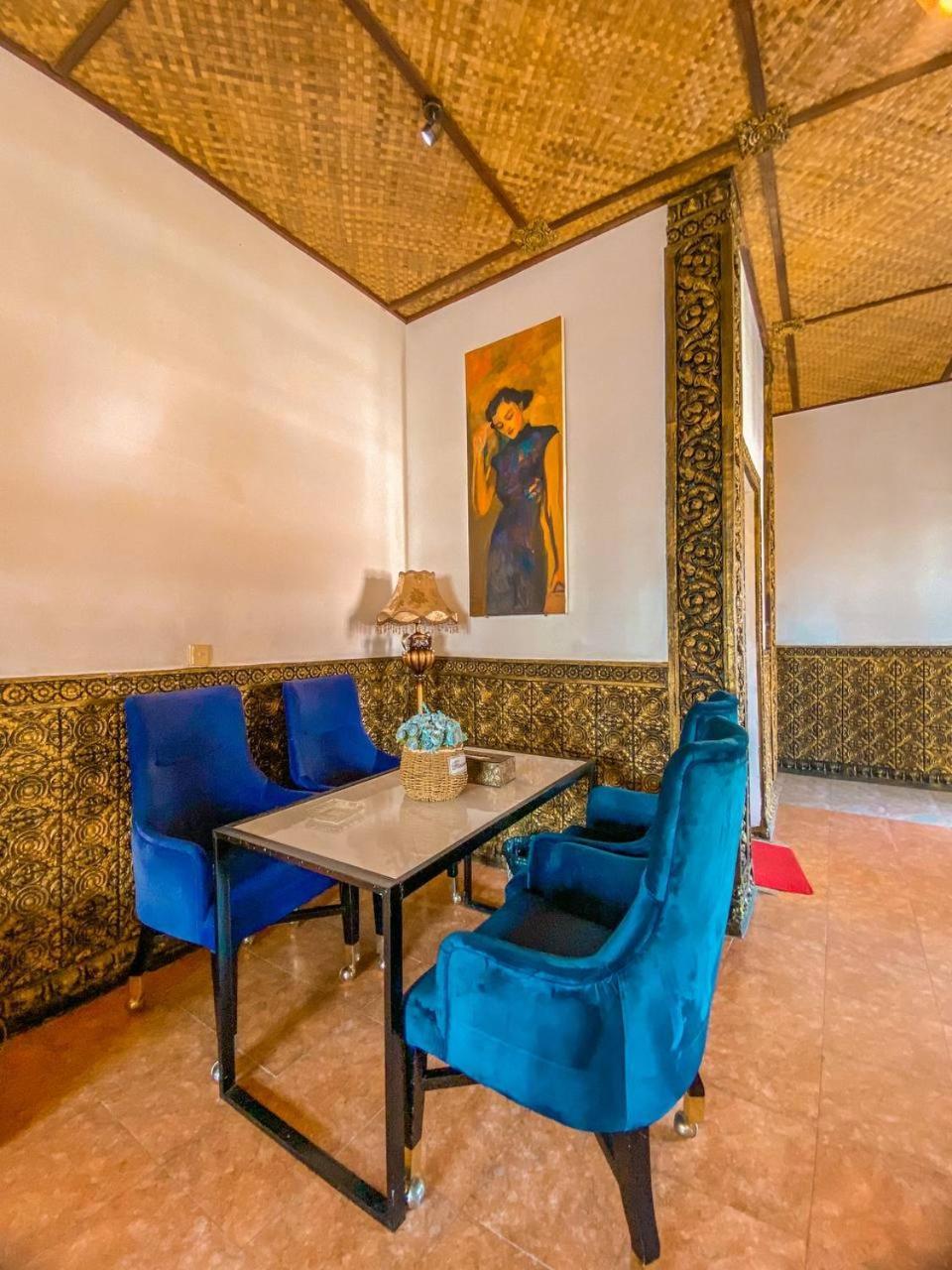 Le Casablanca Hotel Phnom Penh Exteriör bild